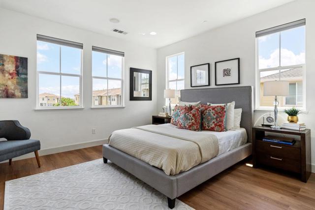 201 Keech Drive,  CA: https://media.crmls.org/mediaz/25cae8d5-b51f-460a-837b-0beca1e1775e.jpg