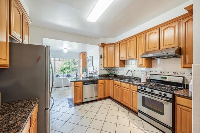 Image 8 of 43 For 371 16th Avenue
