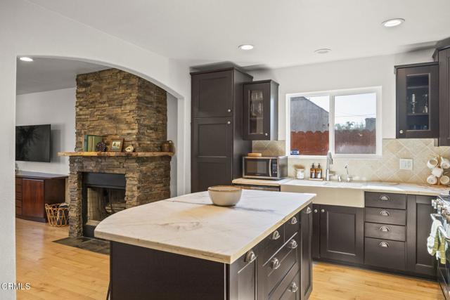 1727 San Nicholas Street, Ventura CA: https://media.crmls.org/mediaz/25cb7452-4561-4a3e-be86-9580085ea982.jpg