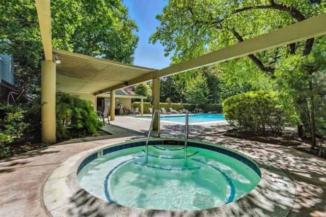 1862 Stratton Circle, Walnut Creek CA: https://media.crmls.org/mediaz/25ccdbb8-c25d-4033-a389-fdb588f1f456.jpg