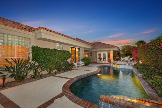 32 Colonial Drive, Rancho Mirage, CA 92270