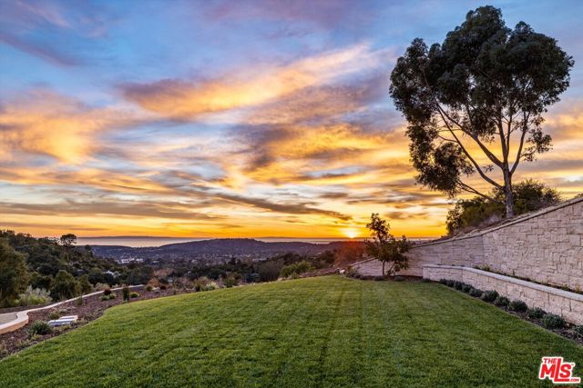 2082 Las Canoas Road, Santa Barbara CA: https://media.crmls.org/mediaz/25cdb847-c5af-4c37-bf8a-3d180a030000.jpg