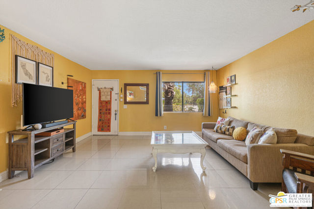 357 W Mariscal Road, Palm Springs, CA 92262