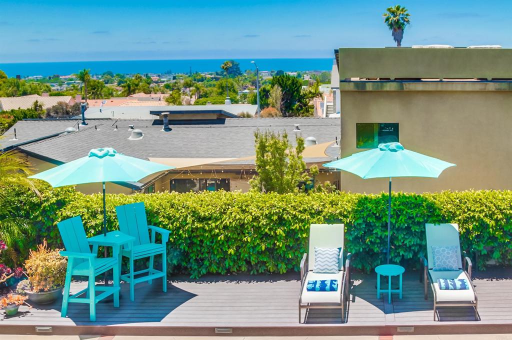 https://media.crmls.org/mediaz/25cff77d-ad22-48fb-8ae7-4745f3a0cad3.jpg?preset=X-Large