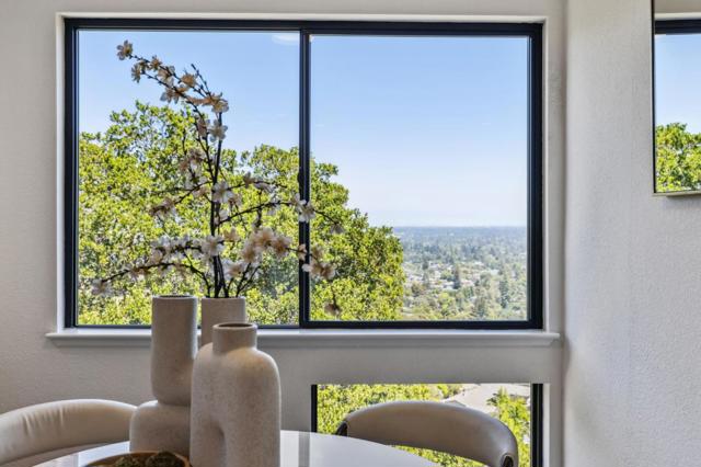 438 Portofino Drive, San Carlos CA: https://media.crmls.org/mediaz/25d02b87-4ba9-4ff9-92a8-cd45c398cd95.jpg