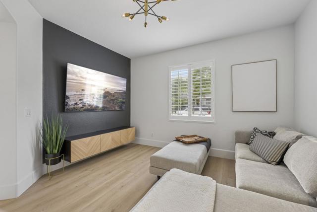 Detail Gallery Image 9 of 47 For 613 Saltgrass Ave, Carlsbad,  CA 92011 - 3 Beds | 2/1 Baths