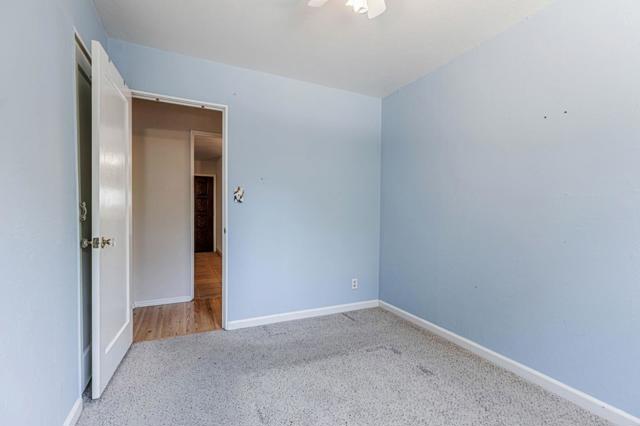 263 Maple Street, Hollister CA: https://media.crmls.org/mediaz/25d2bbb9-cd15-4bee-9cac-bd987b95c49d.jpg