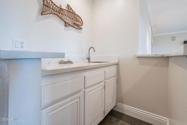 4615 Pepper Mill Street, Moorpark CA: https://media.crmls.org/mediaz/25d2de35-6060-4ca0-9de0-1ff38a3dd924.jpg