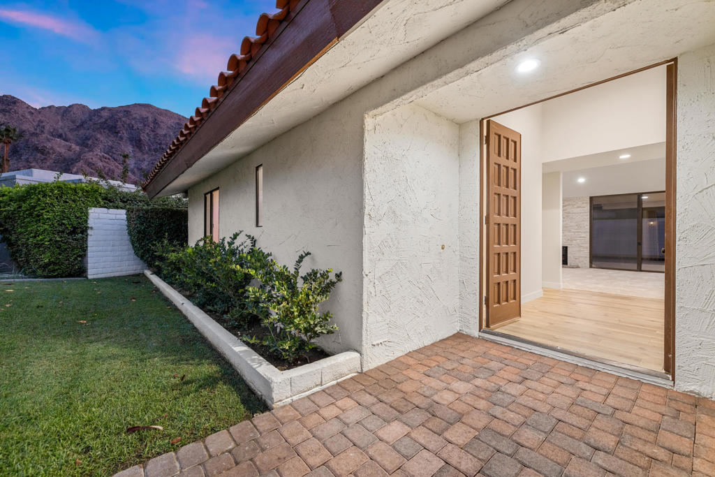 MLS #219135024DA image #27