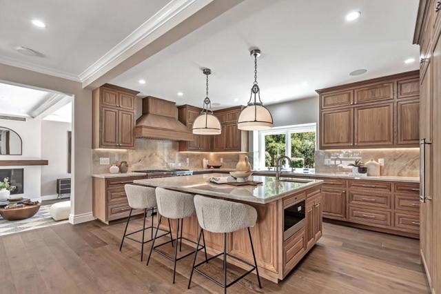 15681 Kennedy Road, Los Gatos CA: https://media.crmls.org/mediaz/25d3d576-5554-45a4-9381-ed1a375afdb8.jpg