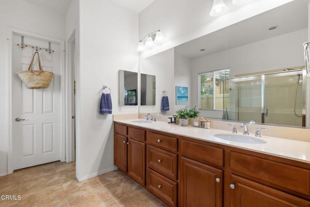 Detail Gallery Image 34 of 53 For 9700 Kingsport Pl, Bakersfield,  CA 93306 - 2 Beds | 2/1 Baths