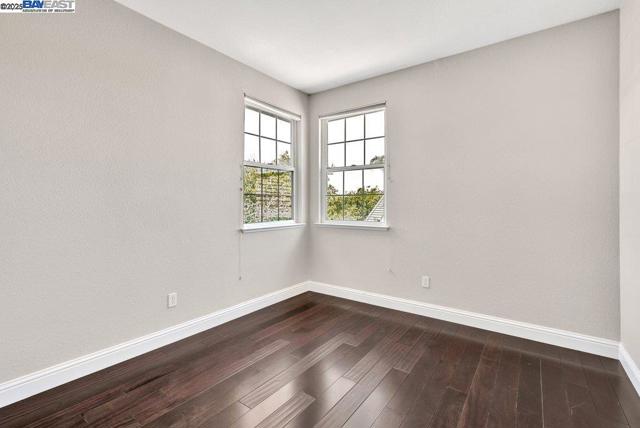 2315 Sabrina Way, Tracy CA: https://media.crmls.org/mediaz/25d698aa-bbff-4800-bee9-8e4c6d93e243.jpg