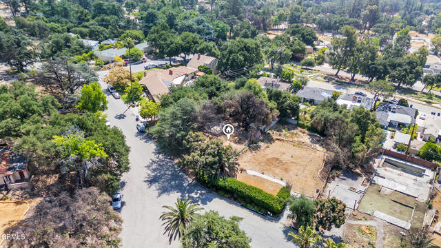 3128 Mount Curve Avenue, Altadena CA: https://media.crmls.org/mediaz/25d79056-dc94-4a55-b4bc-c45c3cb05343.jpg
