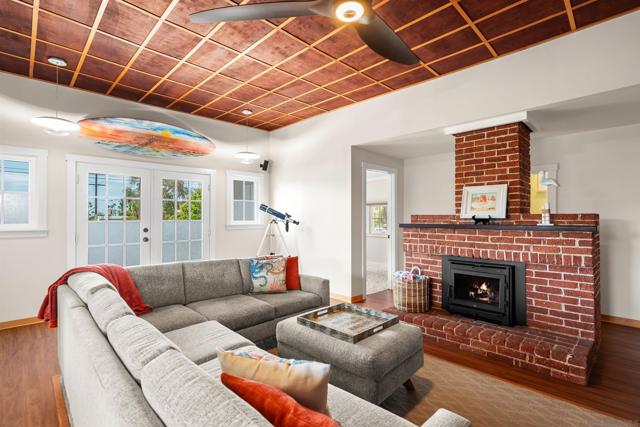 1971 Ebers Street, San Diego CA: https://media.crmls.org/mediaz/25d8014c-ef9a-40c6-a26b-5c948aaeb359.jpg