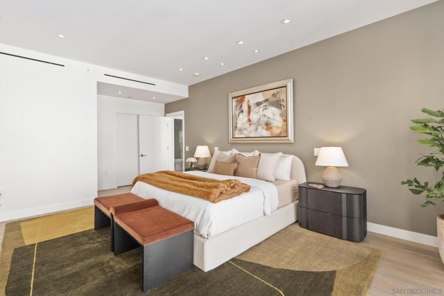 2604 5th Ave, San Diego CA: https://media.crmls.org/mediaz/25dcd9df-8221-4932-9766-f1ff91877cff.jpg