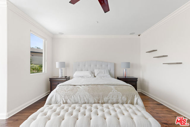 7416 Wiscasset Drive, West Hills CA: https://media.crmls.org/mediaz/25dd076d-cbf6-4284-b68d-657bfde905ff.jpg
