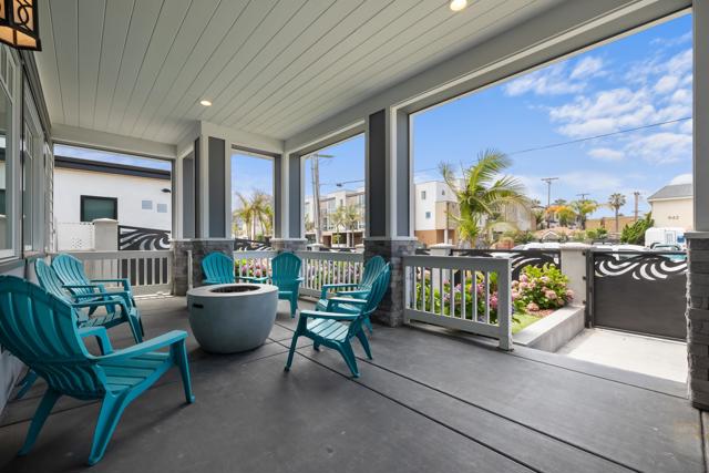 839 Reed Avenue, Pacific Beach (San Diego) CA: https://media.crmls.org/mediaz/25dd215e-132d-4b55-9e67-fe57b2347fd1.jpg