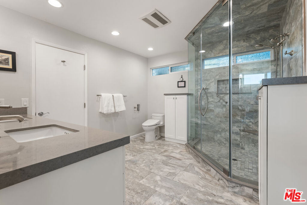 MLS #25589351 image #12