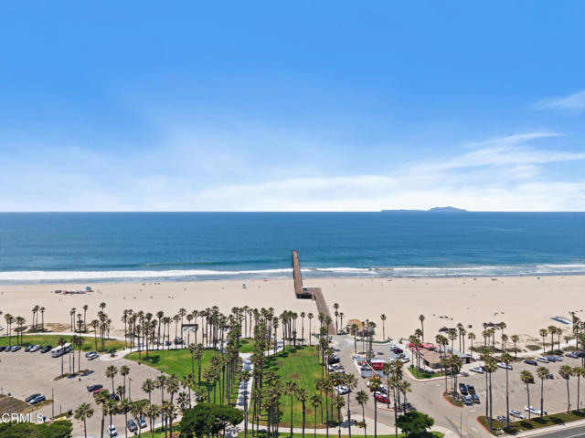 542 Ebbtide Circle, Port Hueneme CA: https://media.crmls.org/mediaz/25de80b2-ff09-4f3b-b90f-aef8c6f19803.jpg