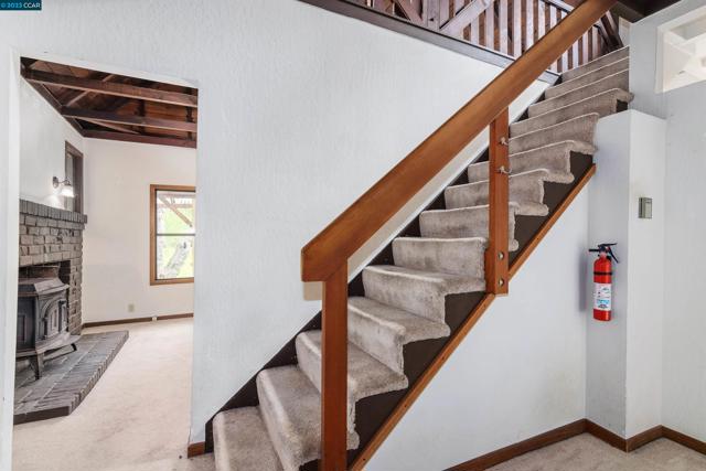 #20 Upper level loft / bedroom with closet