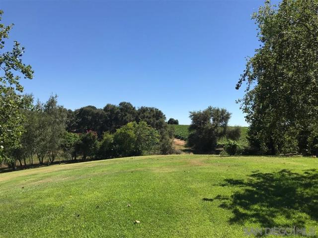 24943 N McIntire Road, Clements CA: https://media.crmls.org/mediaz/25e26fd2-056b-4c96-8f6f-22f97b8ed6cf.jpg