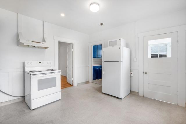 395 E Dunne Avenue, Morgan Hill CA: https://media.crmls.org/mediaz/25e2a777-5b4d-421d-95f1-324f8db90683.jpg