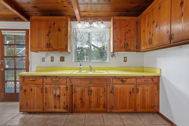 Detail Gallery Image 14 of 30 For 1230 Tamarack Ave, Carlsbad,  CA 92008 - 3 Beds | 2 Baths