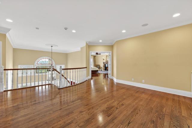 9540 Via Del Oro, Gilroy CA: https://media.crmls.org/mediaz/25e3d453-126a-4789-9f1e-e5ef1d7b0d55.jpg