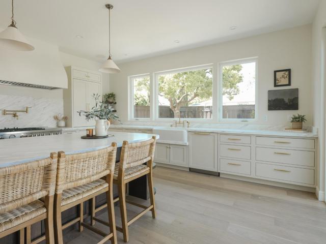 362 Topaz Street, Redwood City CA: https://media.crmls.org/mediaz/25e40b16-898d-4700-b07f-0fdd094b076b.jpg
