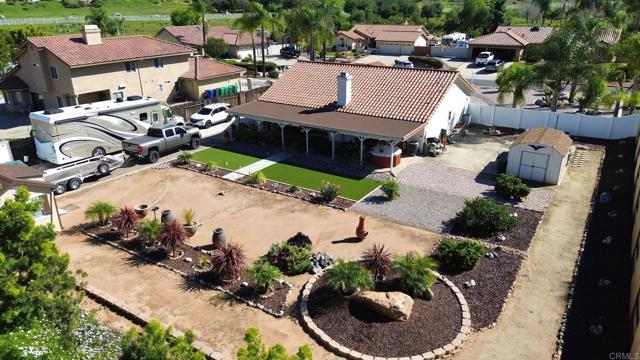 Detail Gallery Image 3 of 39 For 346 Hunter Ct, Alpine,  CA 91901 - 3 Beds | 2 Baths