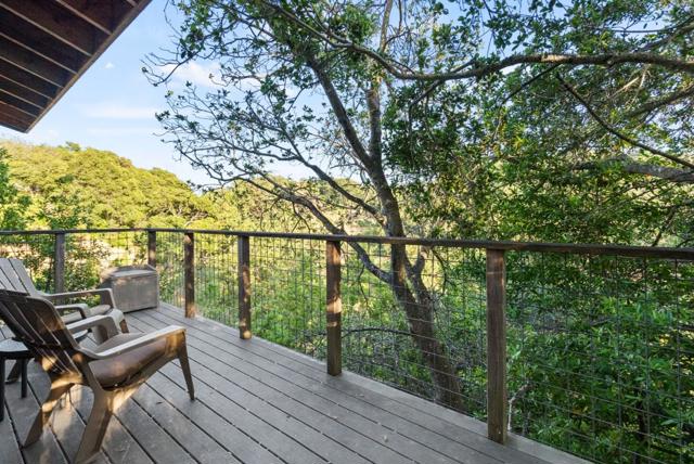 454 Upper Road, San Rafael CA: https://media.crmls.org/mediaz/25e51e73-1855-4786-8385-6b30208131f3.jpg