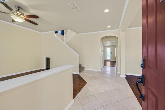 1419 Nubian St, Patterson CA: https://media.crmls.org/mediaz/25e60ee7-99a5-45fb-9d4b-2a5710c89f74.jpg