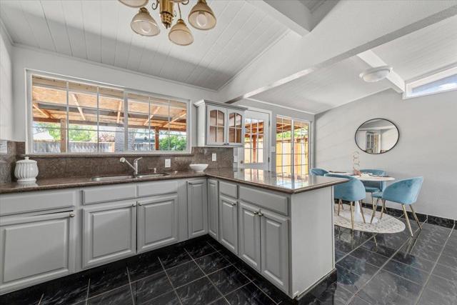 1877 Darwin Way, San Jose CA: https://media.crmls.org/mediaz/25e6b393-e6d5-4a91-accc-c3e91d3facf7.jpg