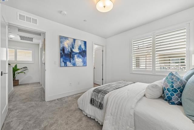 37456 Sand Drift Rd, Newark CA: https://media.crmls.org/mediaz/25e6b9ef-b12f-47ad-a4d4-8a9c7ff6e528.jpg