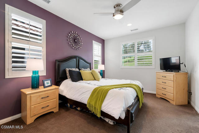 8565 N Walnut Way, West Hills CA: https://media.crmls.org/mediaz/25e6f3aa-9e2f-46d5-8f04-743c3f20a0e7.jpg