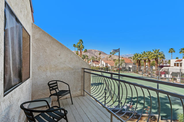 73322 Shadow Mountain Drive, Palm Desert CA: https://media.crmls.org/mediaz/25e80274-7c0f-4ebe-9990-dad79239ecc8.jpg