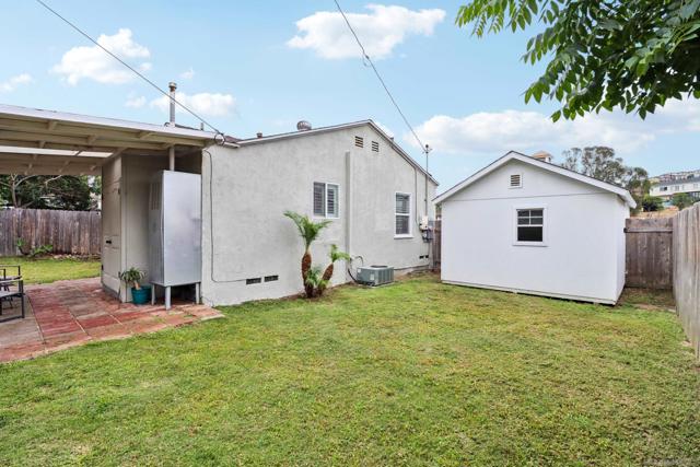 7282 University Ave, La Mesa CA: https://media.crmls.org/mediaz/25e979e3-fb90-49e9-a3ac-4287ee5a7900.jpg