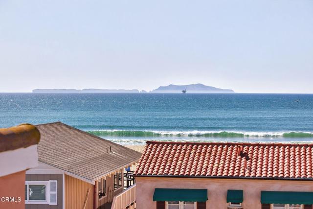 Detail Gallery Image 33 of 59 For 2408 Ocean Dr, Oxnard,  CA 93035 - 3 Beds | 3/1 Baths