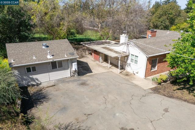1561 Farm Bureau Rd, Concord CA: https://media.crmls.org/mediaz/25ea266e-1696-4095-a3fd-76320ffdcd0c.jpg