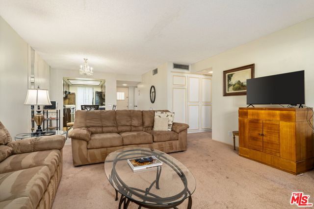 1409 N Sunrise Way #45, Palm Springs, CA 92262