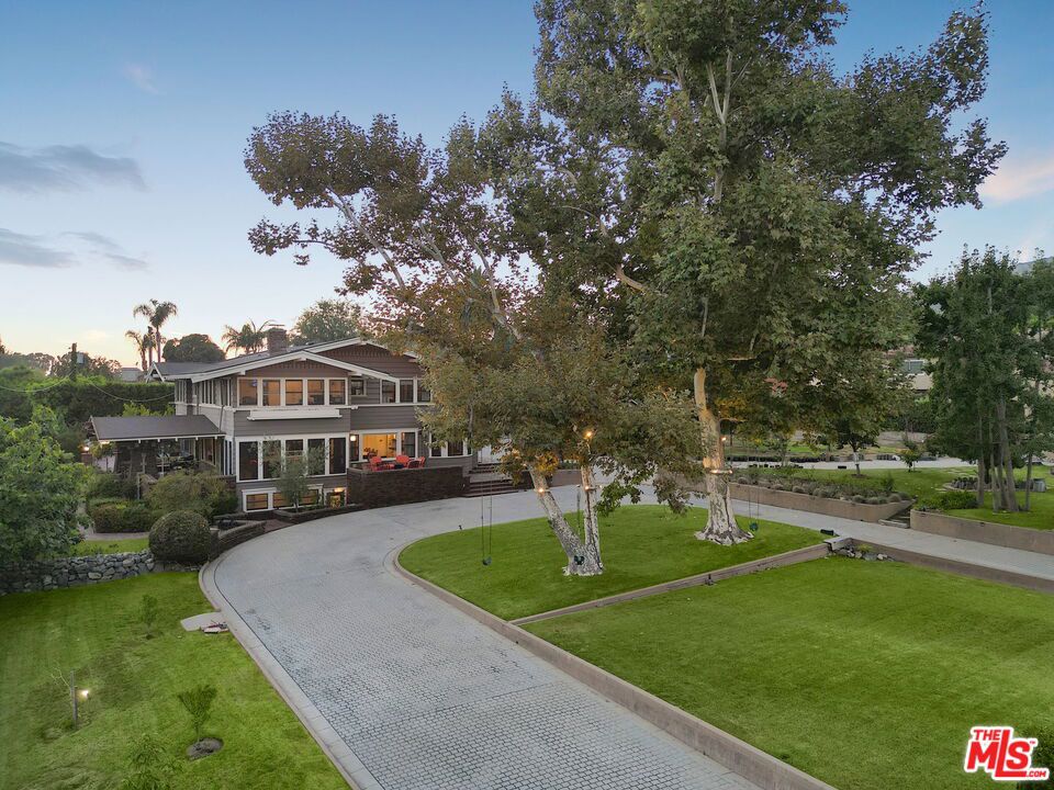 1521 N Columbus AvenueGlendale img 38