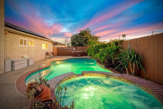 4410 Charger Boulevard, San Diego CA: https://media.crmls.org/mediaz/25eabe5f-5dc9-445c-aeda-3eaf8835be82.jpg