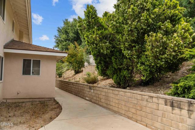 Detail Gallery Image 28 of 36 For 1352 Morrow Cir, Thousand Oaks,  CA 91362 - 3 Beds | 2/1 Baths