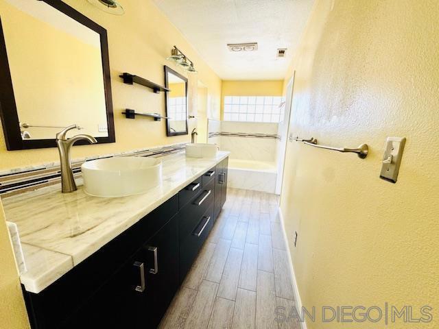 8109 Via Kino, San Diego CA: https://media.crmls.org/mediaz/25ec9760-3b34-4223-ae9e-1b36f36e1064.jpg