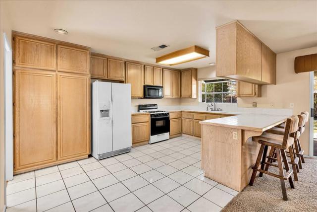 36429 Las Begonias, Cathedral City CA: https://media.crmls.org/mediaz/25ed19c0-ae6b-44f5-8698-0ed97cb01c9f.jpg