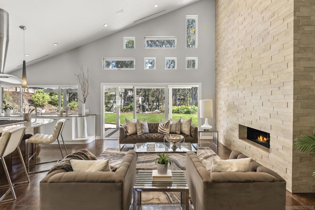 MLS #250036345SD img 6