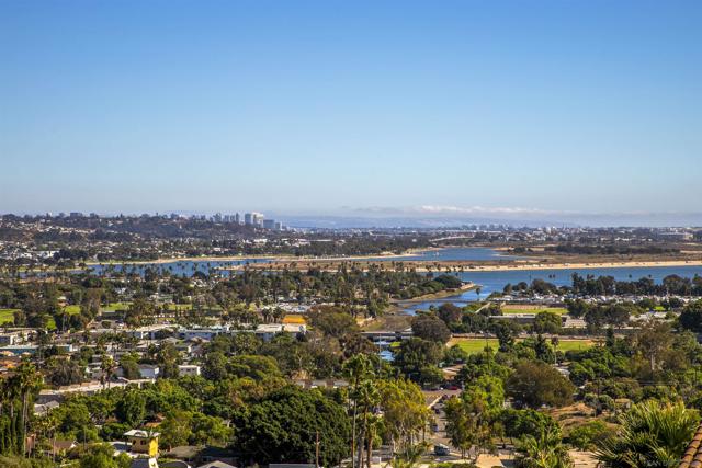 Image 7 of 60 For 2481 La Marque St