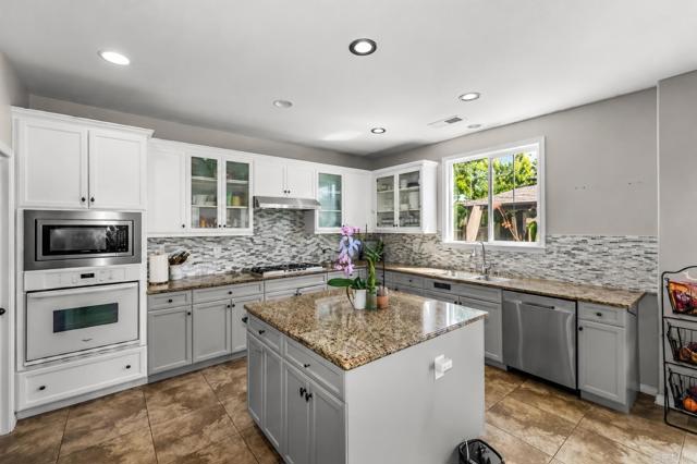 29246 Loden Cir, Menifee, CA 92584 photo 20