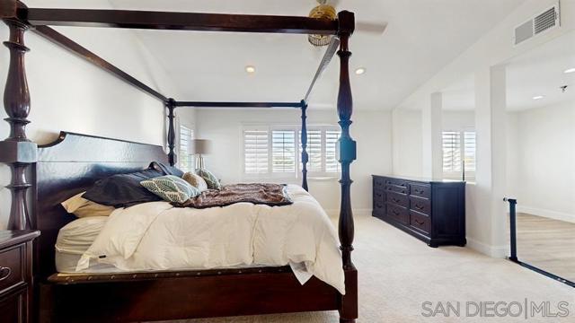 43041 Noble Court, Temecula CA: https://media.crmls.org/mediaz/25ee24cf-215f-457d-9fca-82aef44d38ef.jpg