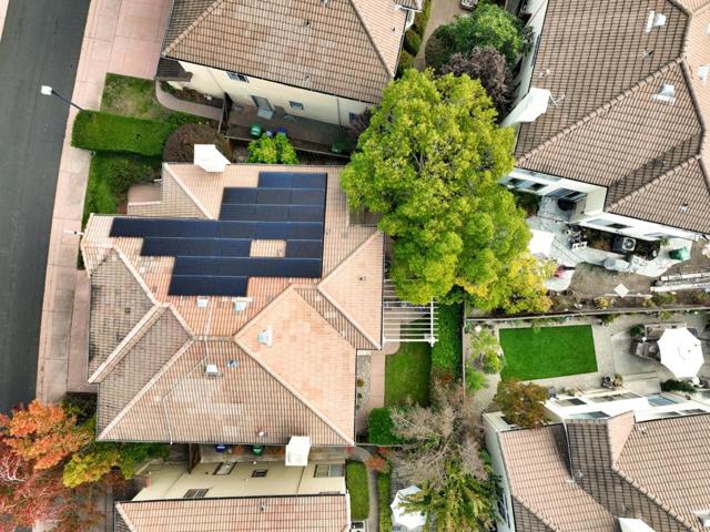 221 Victory Circle, San Ramon CA: https://media.crmls.org/mediaz/25ee58fa-15c7-4ee6-addc-b7a8dc7cc8a5.jpg